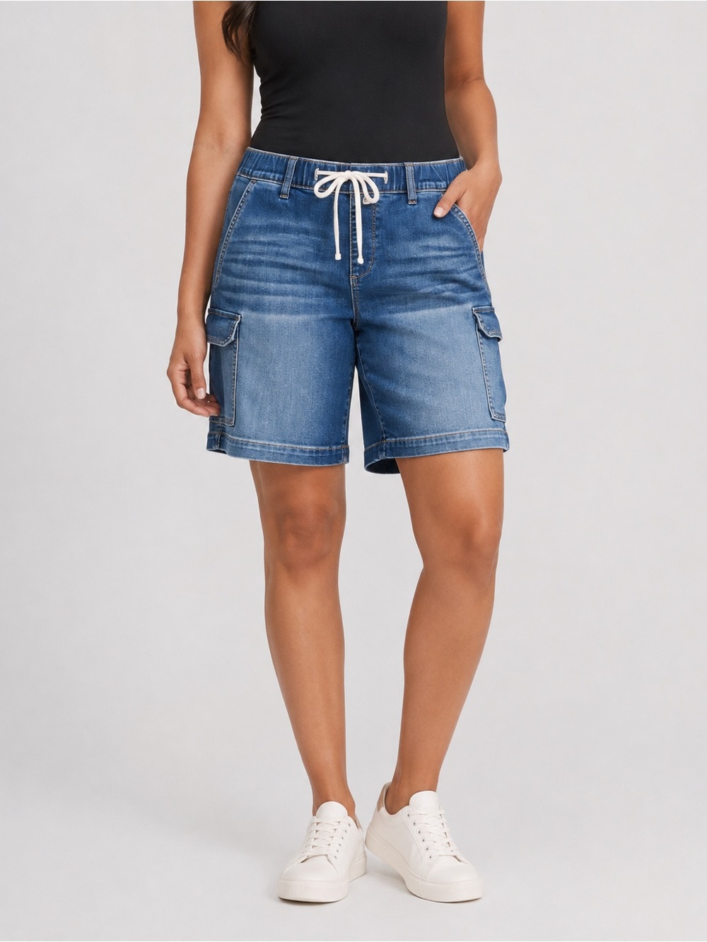 TORRID Womens Weekend Mid Rise Blue Cargo Bermuda Jean Shorts Size 4X